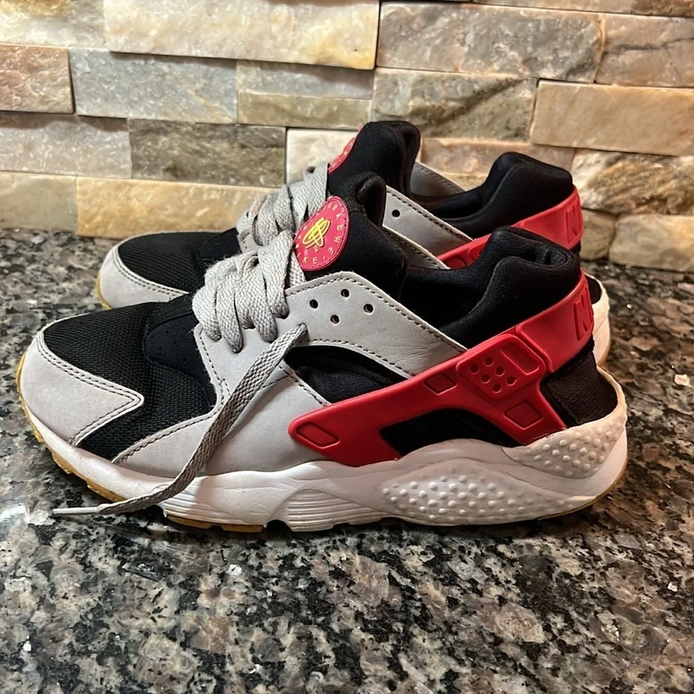 Nike Huarache Y5.5
